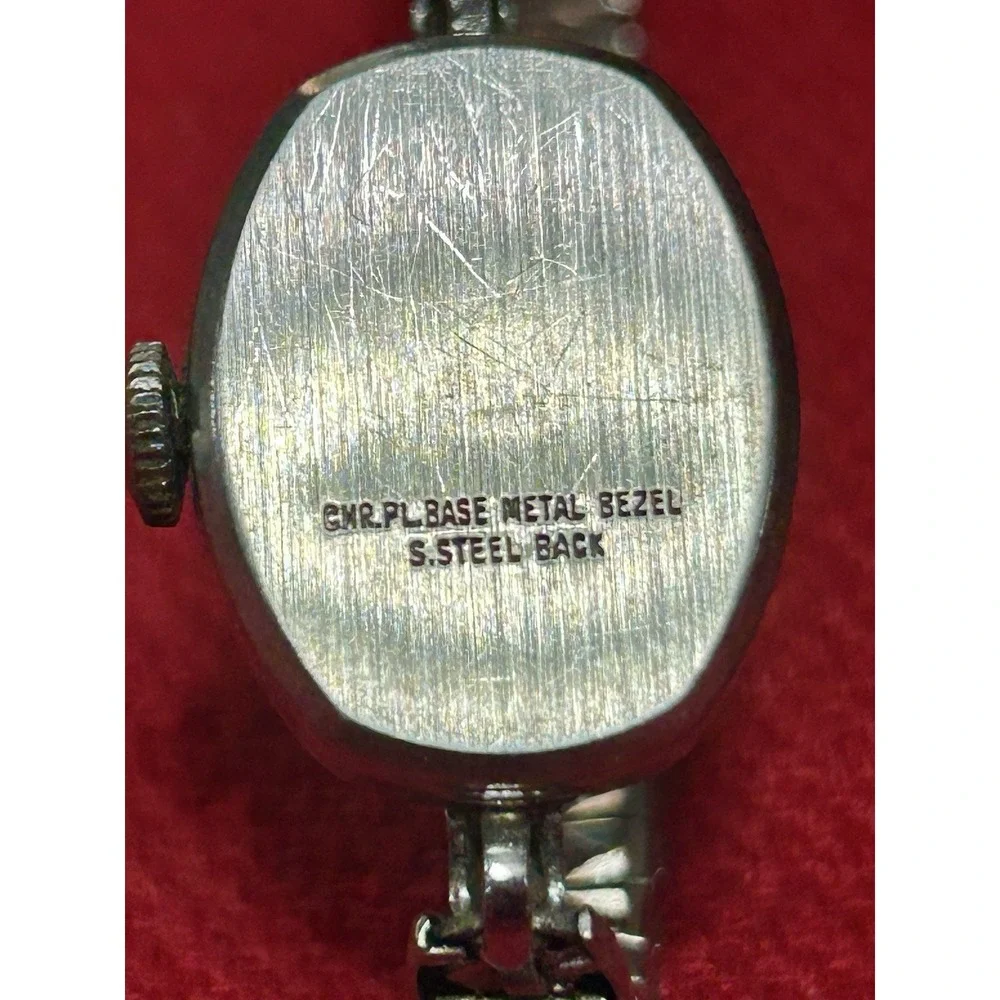 Timex Women's Silver Toned Bracelet Band Blue Dial Analog Watch Wind Up Read